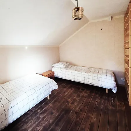 Le Petit Ker Hou - Les De La Cote D'amour * לה קרואסיק